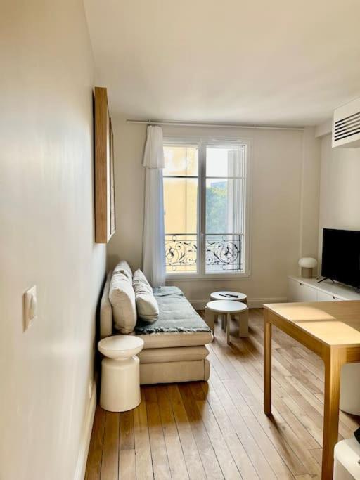 Apartment 15 Porte De Versailles Paris